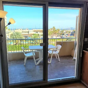  Appartement Studio Port D' Vue Mer Et Sur Les Iles D'or France